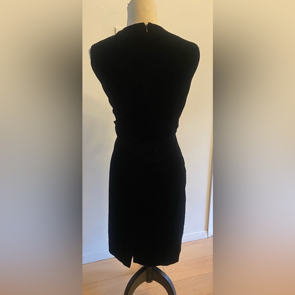 Vintage Talbots Black Velvet Shift Dress SIZE 12 - Picture 2 of 5